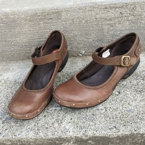 Merrell Luxe MJ Brown Leather Studded Buckle comfortable Heel sz 11